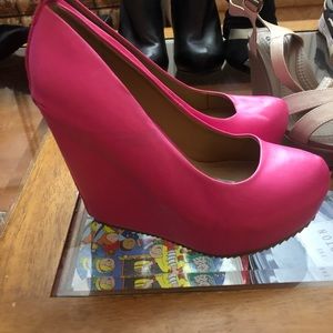 Beautiful high platform shoes Elza Hara